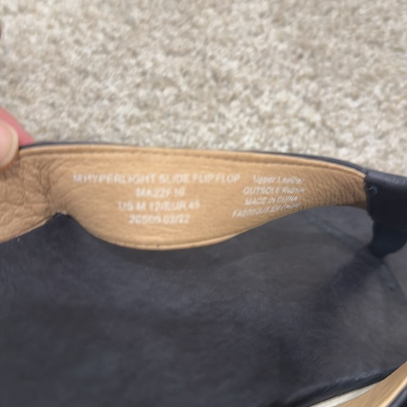 Peter Millar men’s size 12 hyperlight newbuck leather slide flip flips - Picture 5 of 5